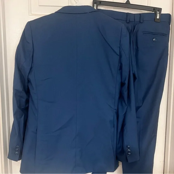 Perry Ellis Navy Blue Suit Set - Picture 6 of 16